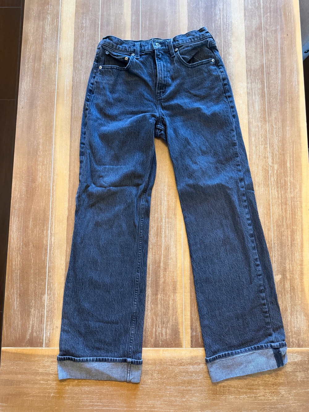 Abercrombie & Fitch Black Cuff Relaxed Jeans